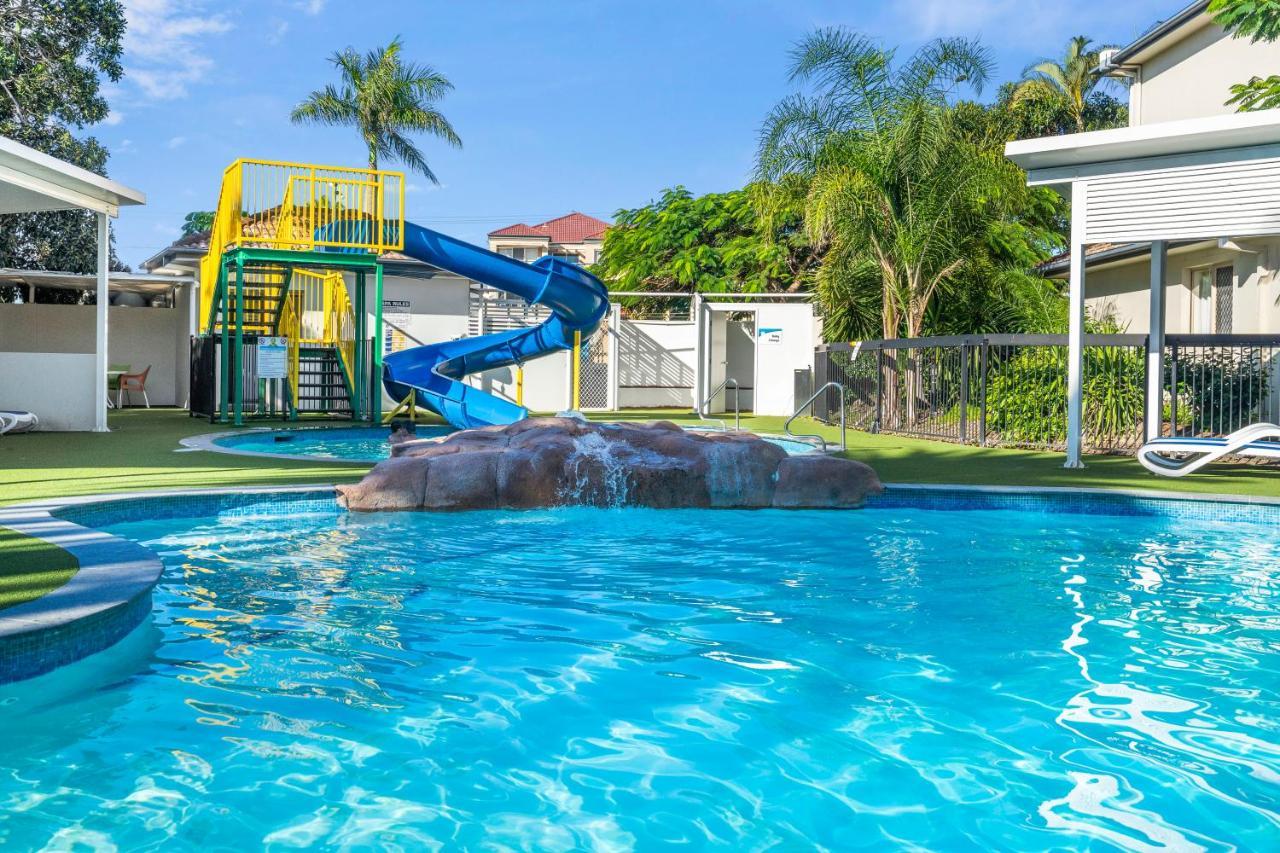2-bed Family Haven With Pools, Bbq & Playgrounds Apartment
